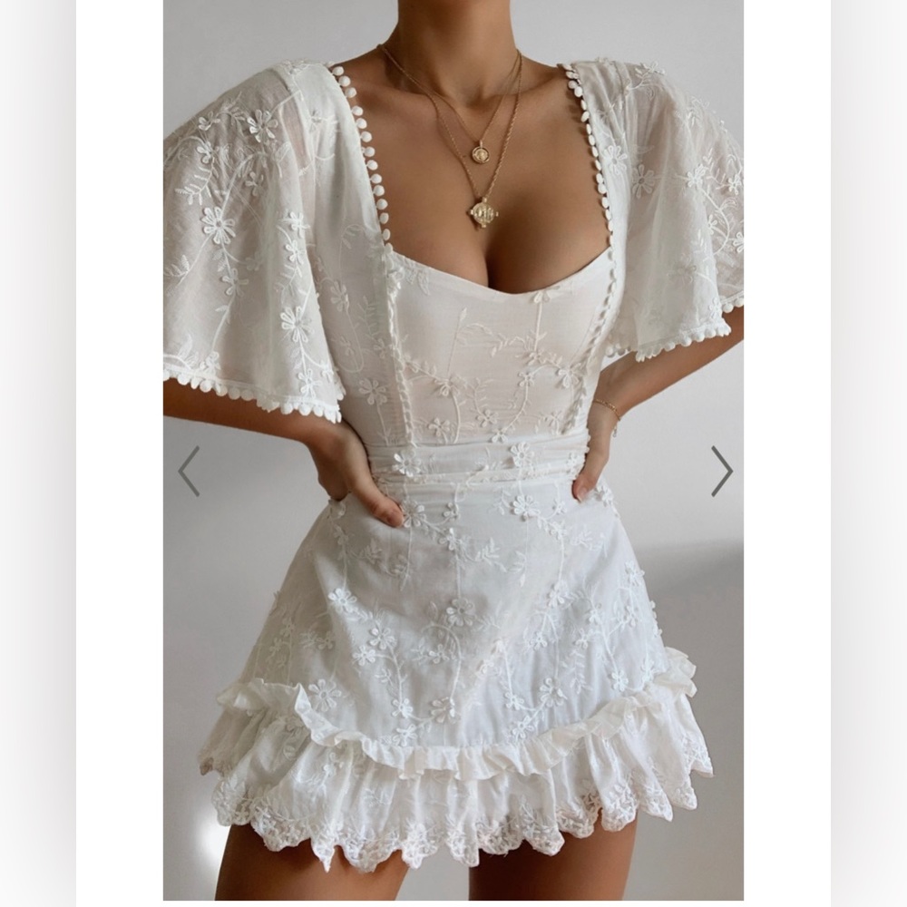 Show po fancy a spritz square neck mini dress